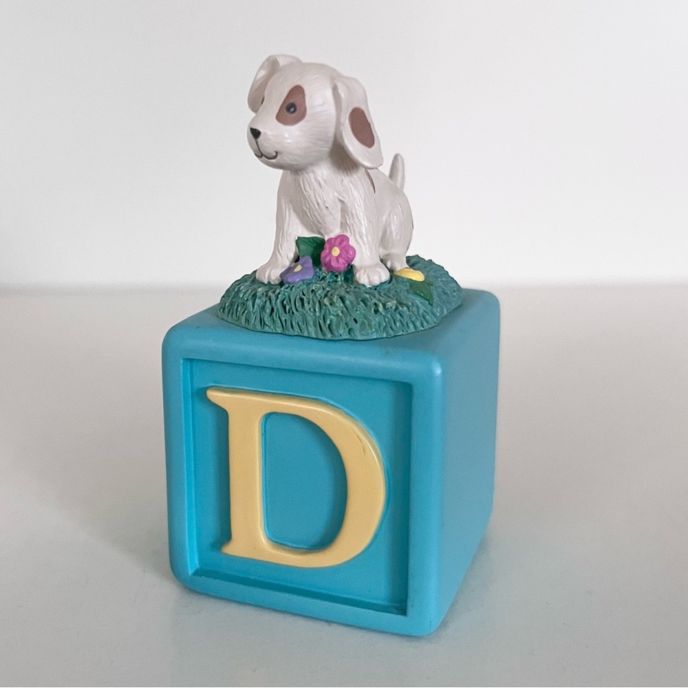 Marcel Schurman Nursery decor block letter D puppy statuette